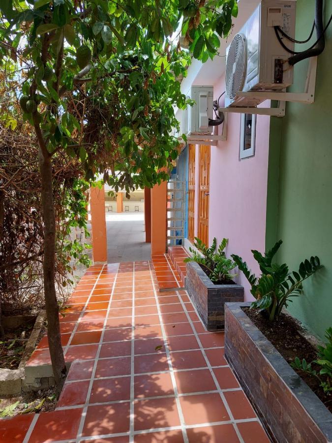 Curasita Colour Appartments & Resort - Adres Kaya Sucre Nst 282 Willemstad Room photo